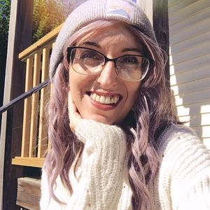 Meet your Posher, Julia